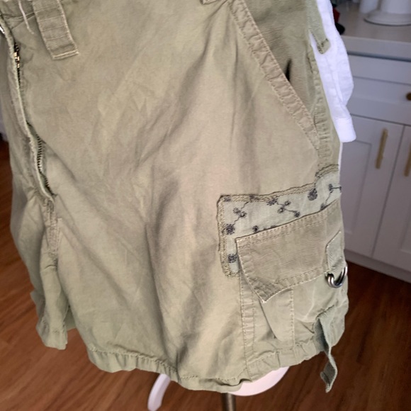 Banana Moon Cargo Shorts - Picture 3 of 8